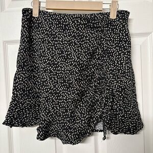 Black and white dot mini skirt